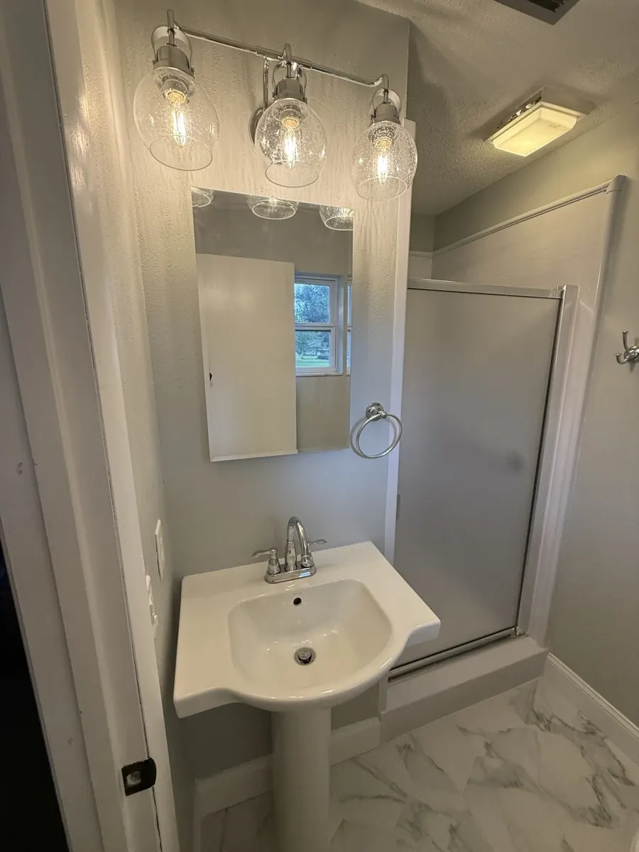 Compact bathroom vanity